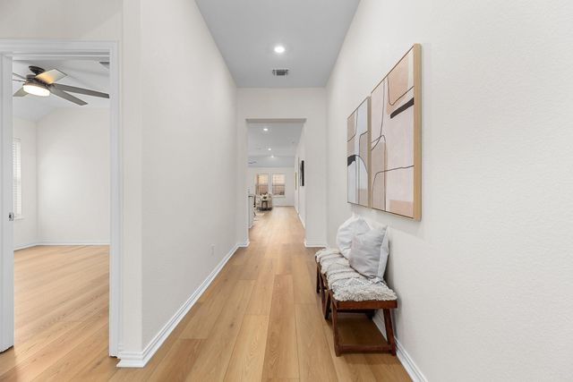 205 Tangled Brush DR, Manchaca, TX 78652