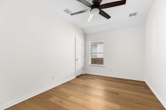 205 Tangled Brush DR, Manchaca, TX 78652