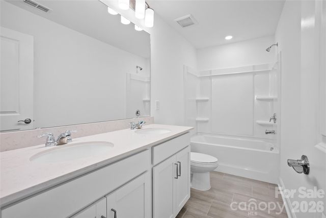 1210 Chasity Trails Court, Matthews, NC 28104