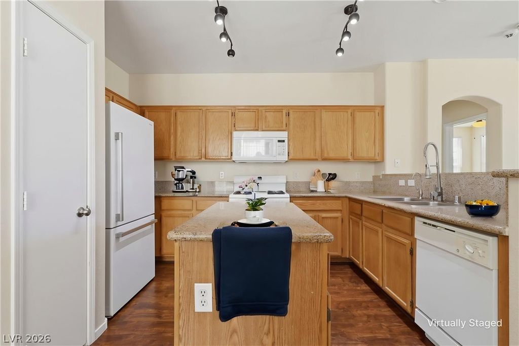 2528 Living Rock Street, Las Vegas, NV 89106 — photo 3