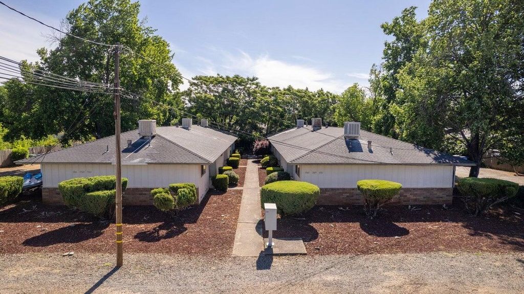 3361 Alta Mesa Drive, Redding, CA 96002