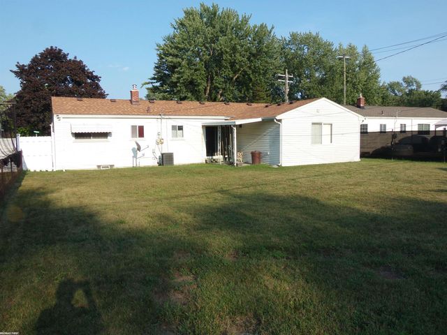 12643 Takoma Drive, Sterling Heights, MI 48313