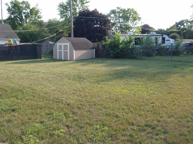 12643 Takoma Drive, Sterling Heights, MI 48313