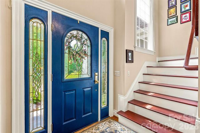 11 Tiverton Lane, Asheville, NC 28803