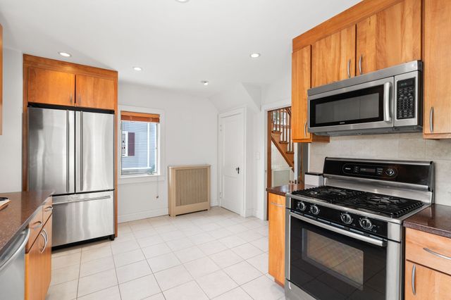 152 Mount Vernon St, Arlington, MA 02476