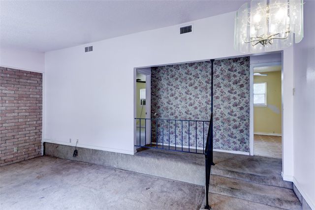 2402 Wilkes Street, Bryan, TX 77803