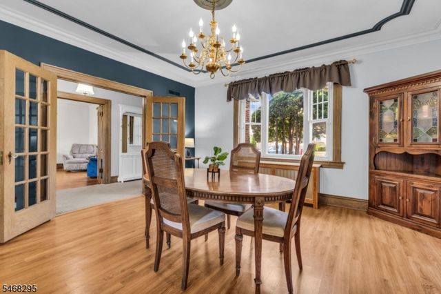213 Keats Ave, Elizabeth City, NJ 07208