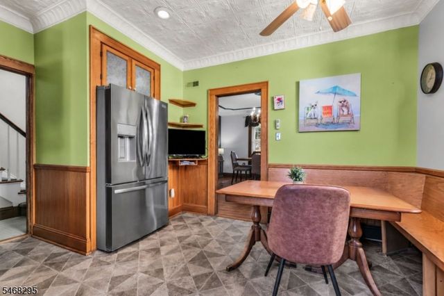 213 Keats Ave, Elizabeth City, NJ 07208