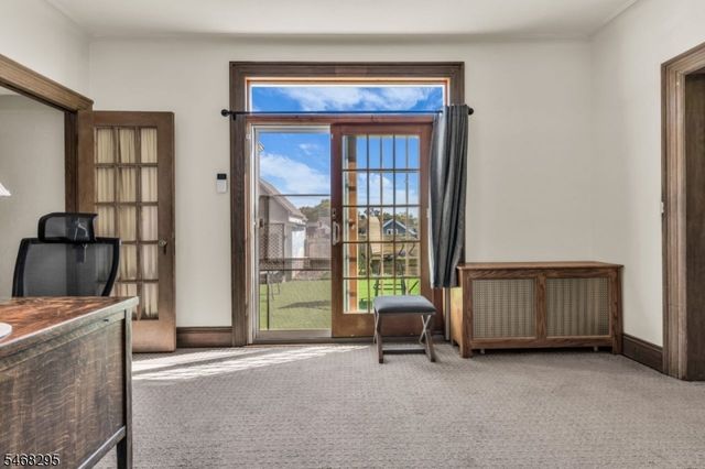 213 Keats Ave, Elizabeth City, NJ 07208