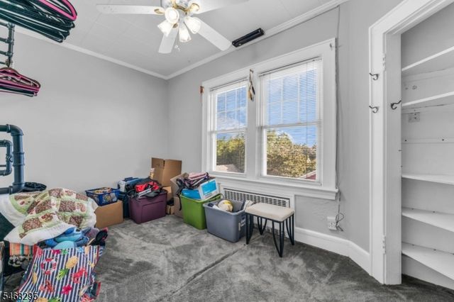 213 Keats Ave, Elizabeth City, NJ 07208