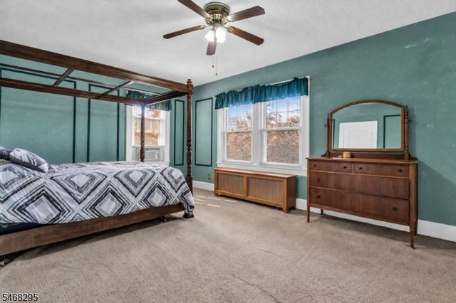 213 Keats Ave, Elizabeth City, NJ 07208