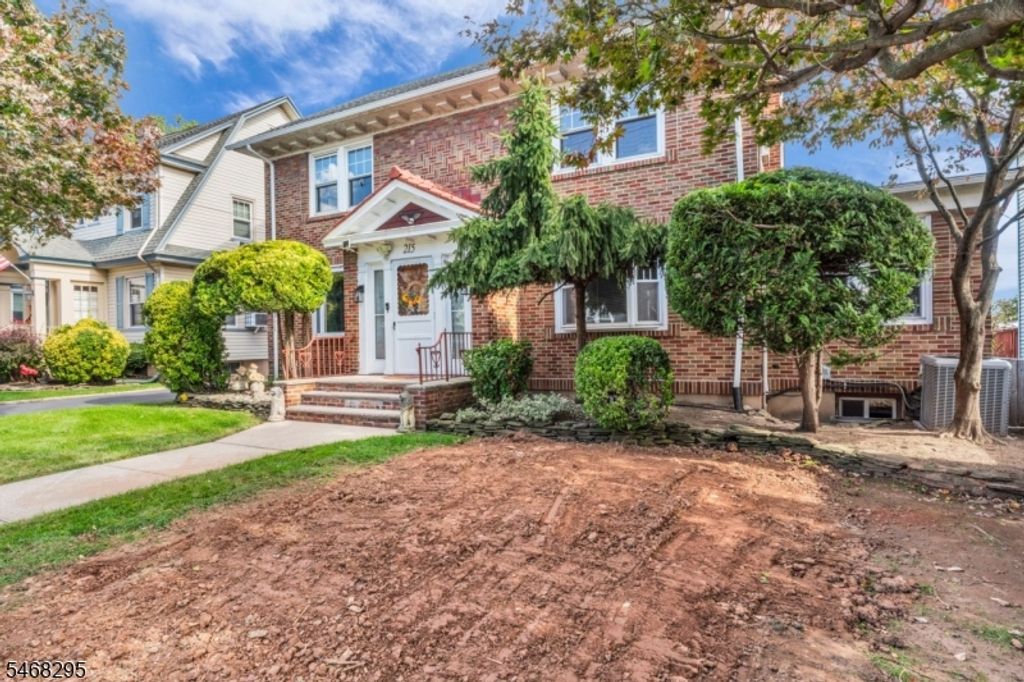 213 Keats Ave, Elizabeth City, NJ 07208 — photo 2