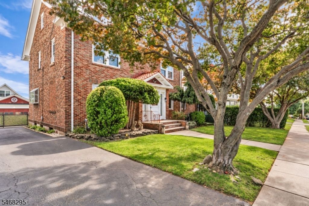 213 Keats Ave, Elizabeth City, NJ 07208 — photo 4