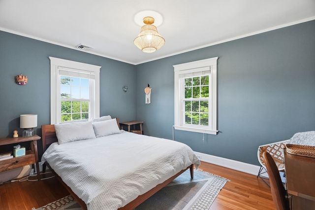 24 Cedarwood Rd, Boston, MA 02130