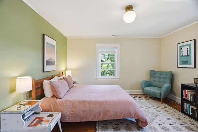 24 Cedarwood Rd, Boston, MA 02130