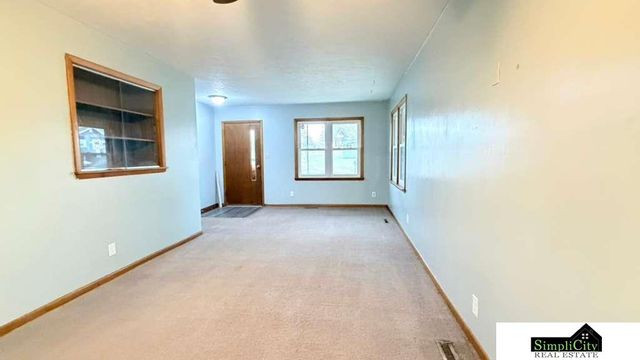 123 Washington Street, Tecumseh, NE 68450