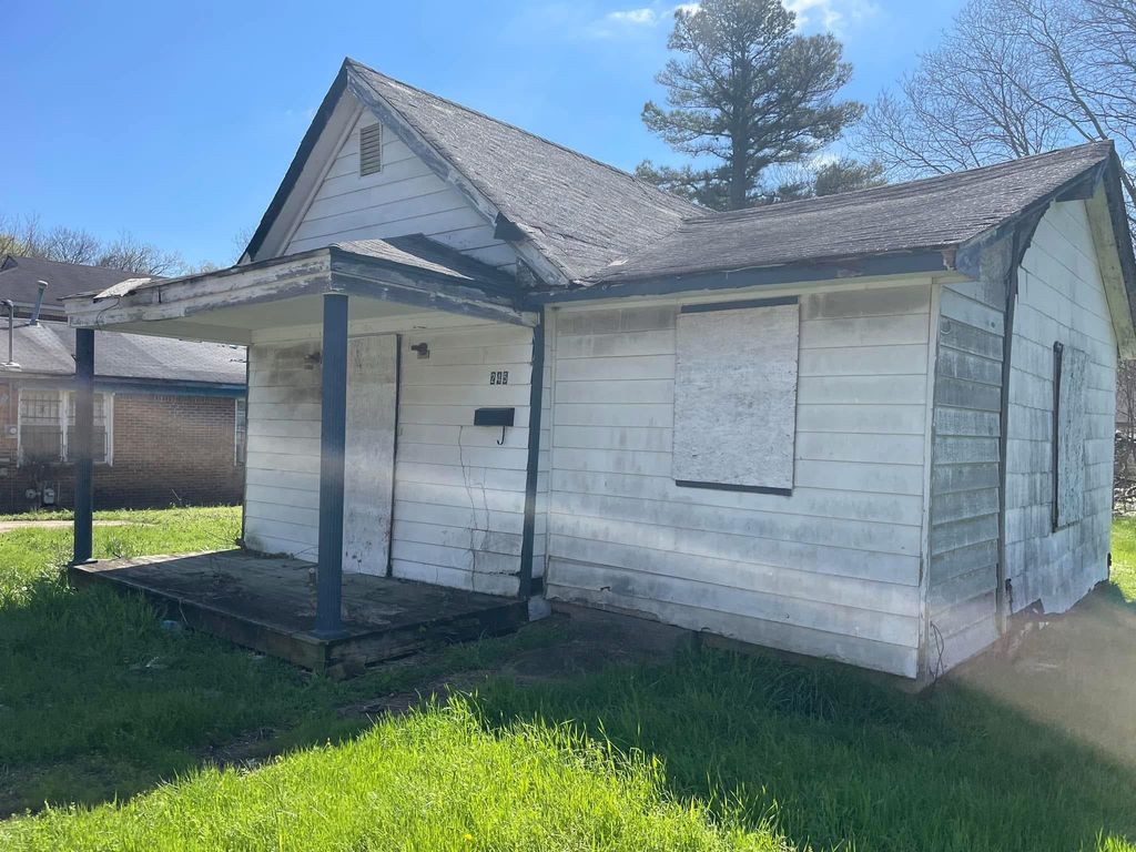 245 KIRK AVE, Memphis, TN 38109