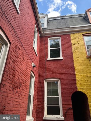 348 E NEW ST, Lancaster, PA 17602