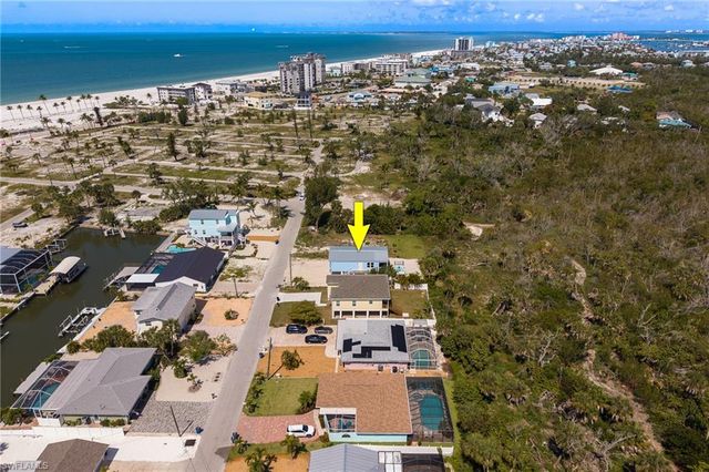 261 Donora BLVD, Fort Myers Beach, FL 33931