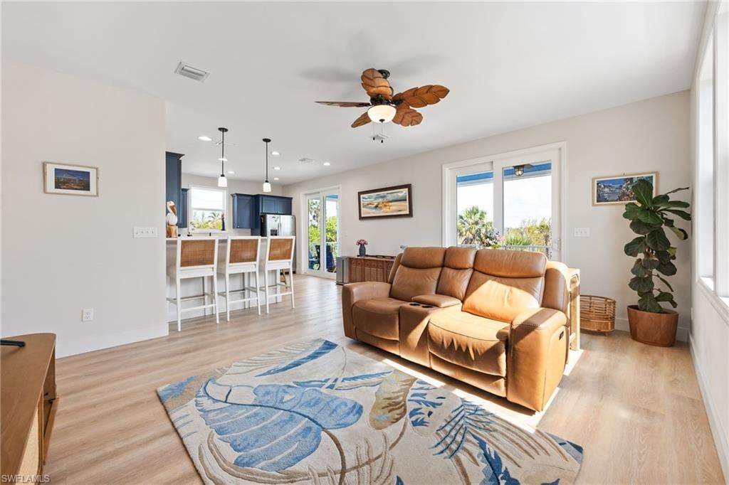 261 Donora BLVD, FORT MYERS BEACH, FL 33931 — photo 4