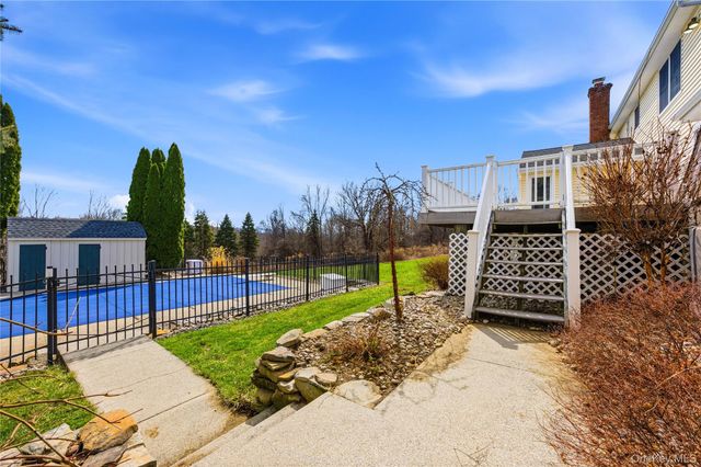 462 Ridge Road, Campbell Hall, NY 10916