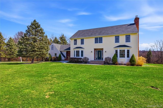 462 Ridge Road, Campbell Hall, NY 10916