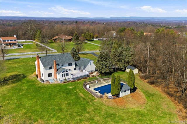 462 Ridge Road, Campbell Hall, NY 10916