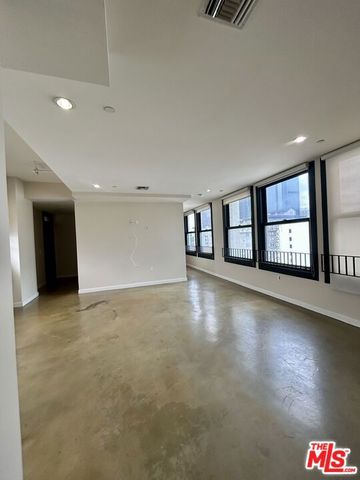 315 W 5th Street 1003, Los Angeles, CA 90013