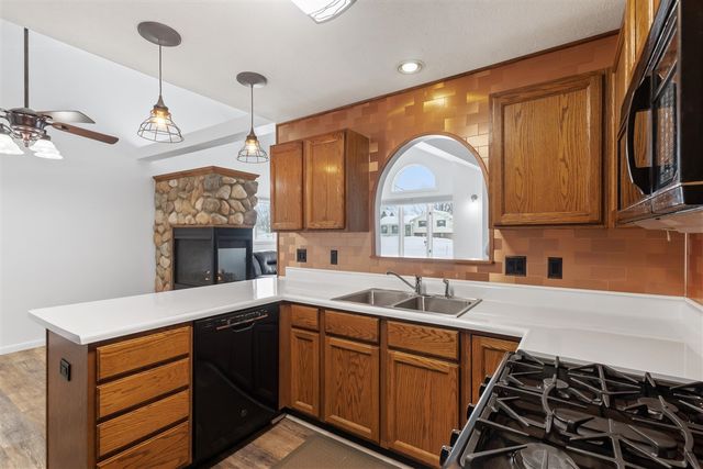 472 Burrwood Avenue, Portage, MI 49002