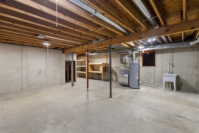 472 Burrwood Avenue, Portage, MI 49002