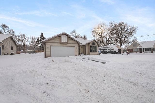 472 Burrwood Avenue, Portage, MI 49002