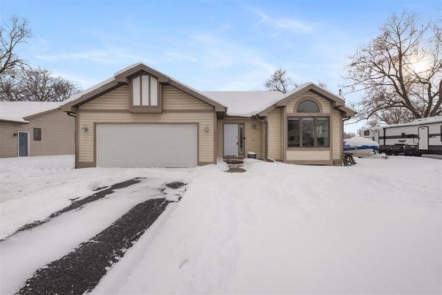 472 Burrwood Avenue, Portage, MI 49002