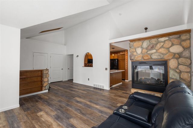 472 Burrwood Avenue, Portage, MI 49002