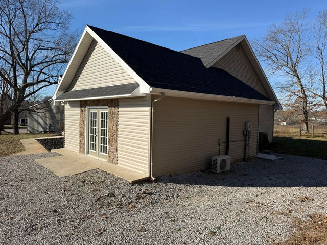 12637 US-27, Eubank, KY 42567