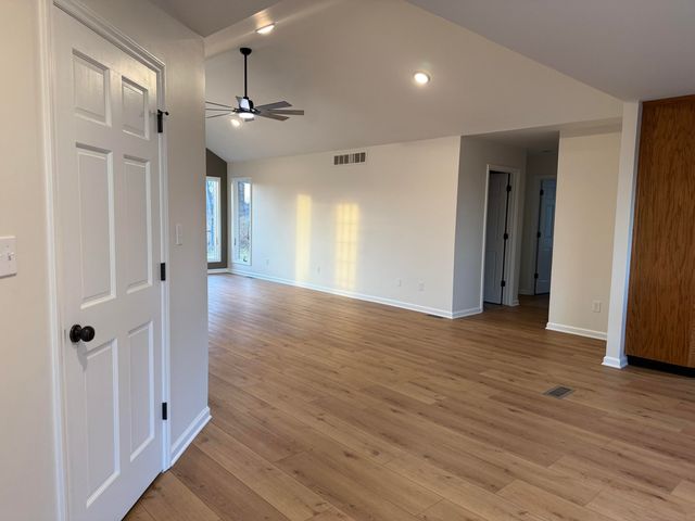 12637 US-27, Eubank, KY 42567