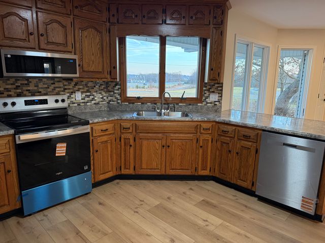 12637 US-27, Eubank, KY 42567