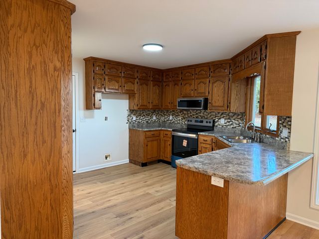 12637 US-27, Eubank, KY 42567