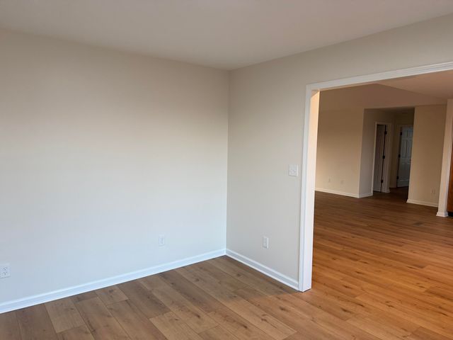 12637 US-27, Eubank, KY 42567