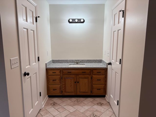 12637 US-27, Eubank, KY 42567