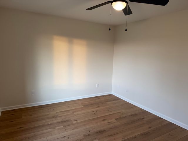 12637 US-27, Eubank, KY 42567