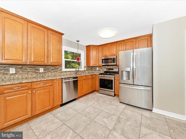 314 CRESCENDO WAY, Silver Spring, MD 20901