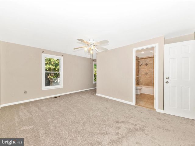 314 CRESCENDO WAY, Silver Spring, MD 20901