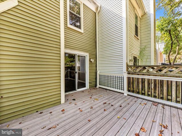 314 CRESCENDO WAY, Silver Spring, MD 20901