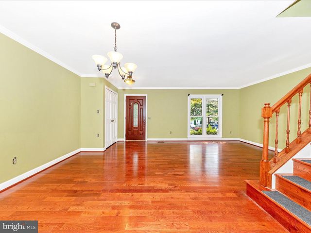 314 CRESCENDO WAY, Silver Spring, MD 20901