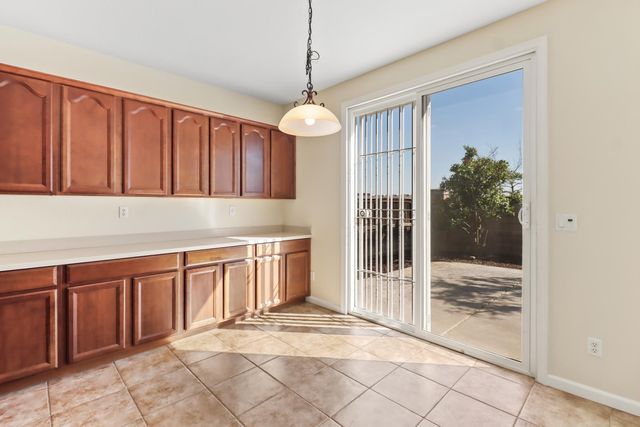 5124 Golden Glory Way, Elk Grove, CA 95757