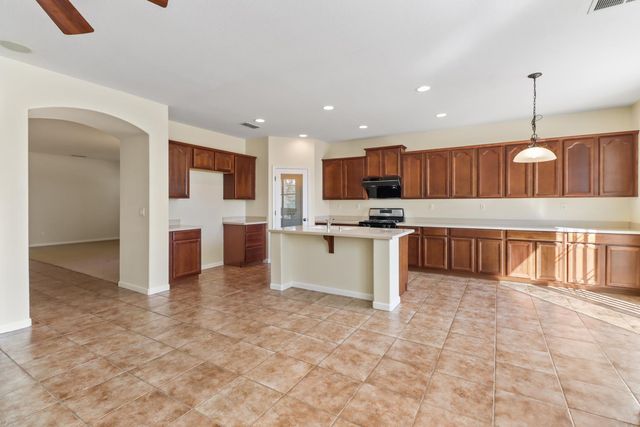 5124 Golden Glory Way, Elk Grove, CA 95757