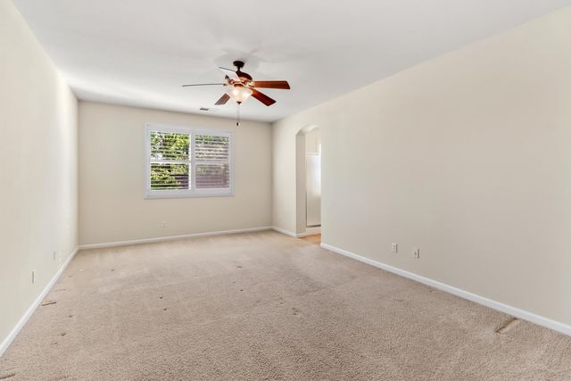 5124 Golden Glory Way, Elk Grove, CA 95757