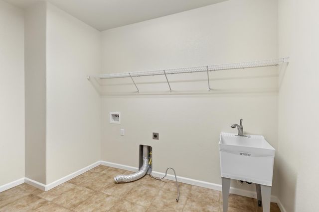 5124 Golden Glory Way, Elk Grove, CA 95757