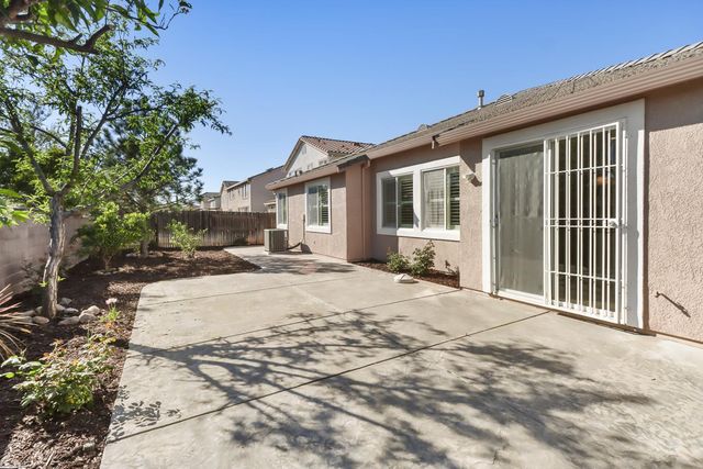 5124 Golden Glory Way, Elk Grove, CA 95757