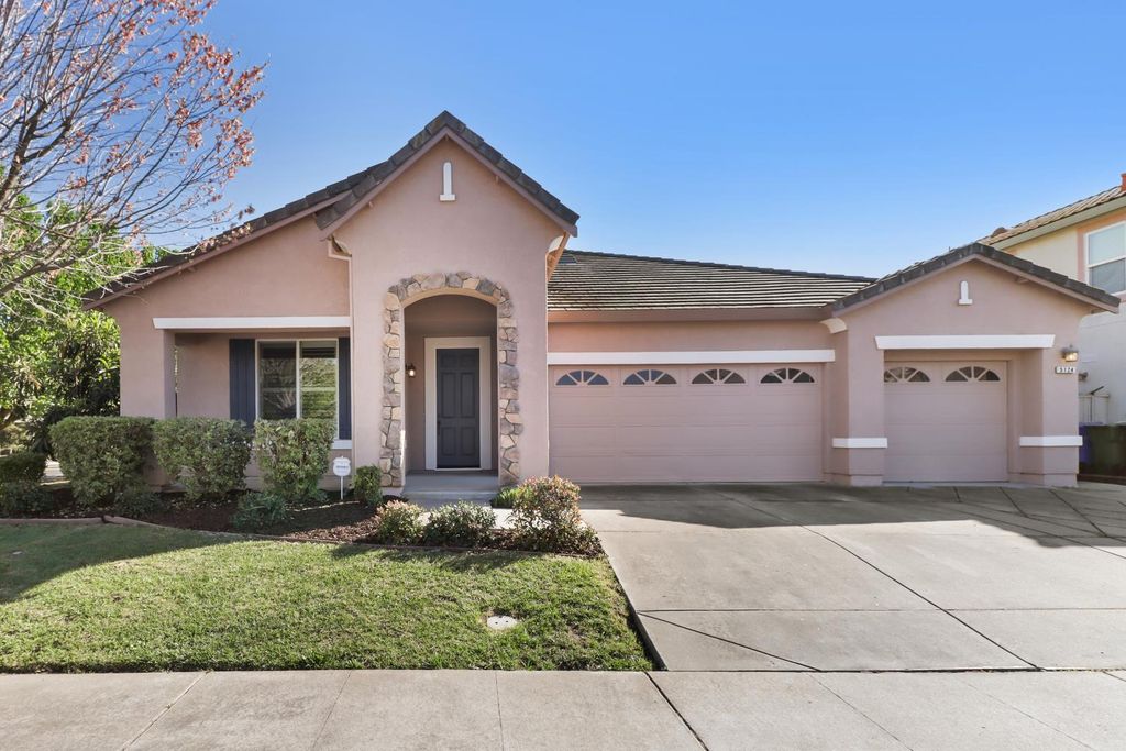 5124 Golden Glory Way, Elk Grove, CA 95757